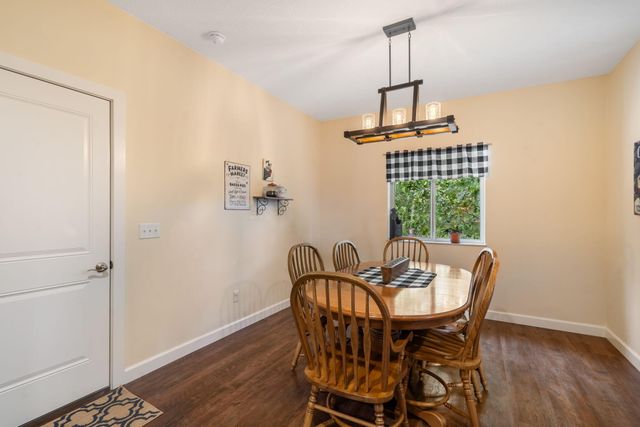 64 Ridgemont Circle, Branson West, MO 65737