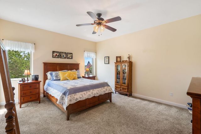 64 Ridgemont Circle, Branson West, MO 65737