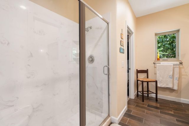 64 Ridgemont Circle, Branson West, MO 65737