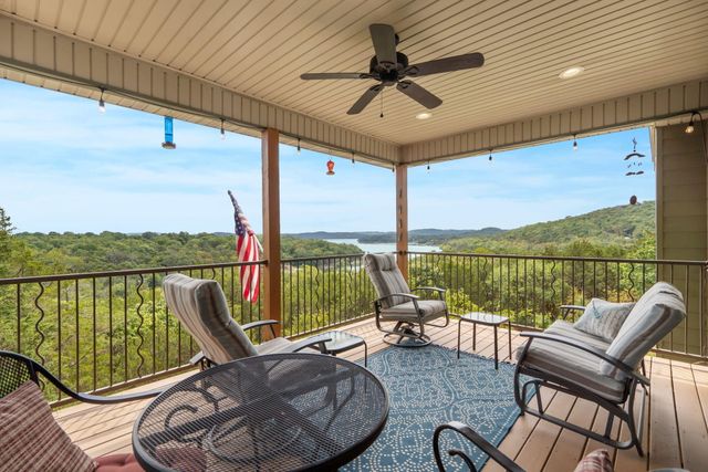 64 Ridgemont Circle, Branson West, MO 65737