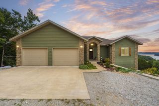 64 Ridgemont Circle, Branson West, MO 65737