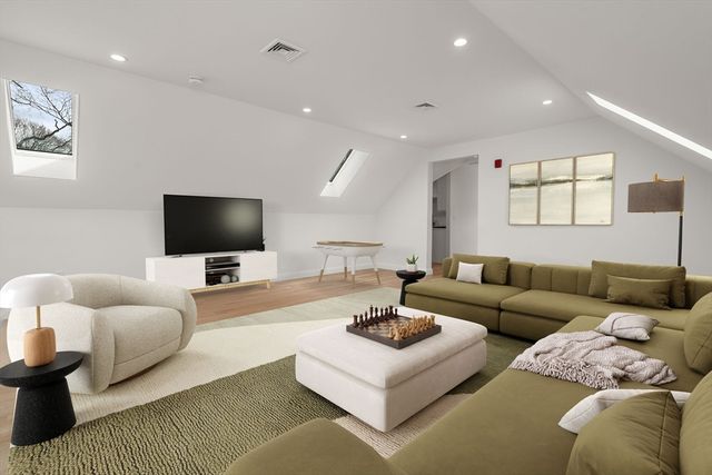 202 Washington Street A, Wellesley, MA 02481