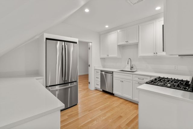 202 Washington Street A, Wellesley, MA 02481