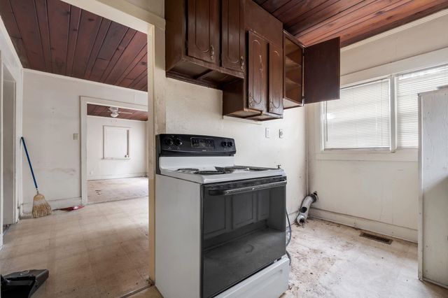 108 Ridge Road, Tallahassee, FL 32305