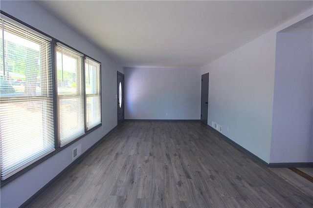 651 Lyle Drive SE, Marietta, GA 30067
