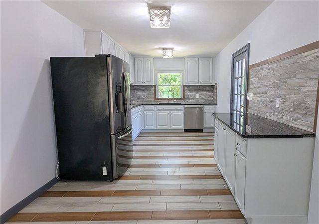 651 Lyle Drive SE, Marietta, GA 30067