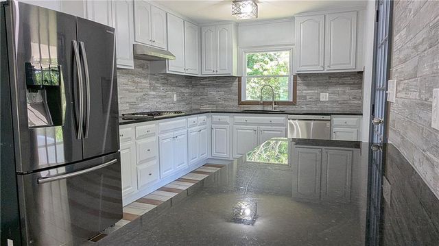 651 Lyle Drive SE, Marietta, GA 30067