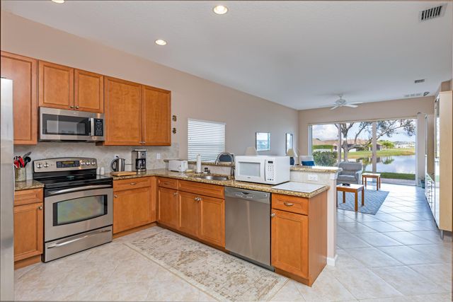 11500 SW Glengarry Court, Port St Lucie, FL 34987