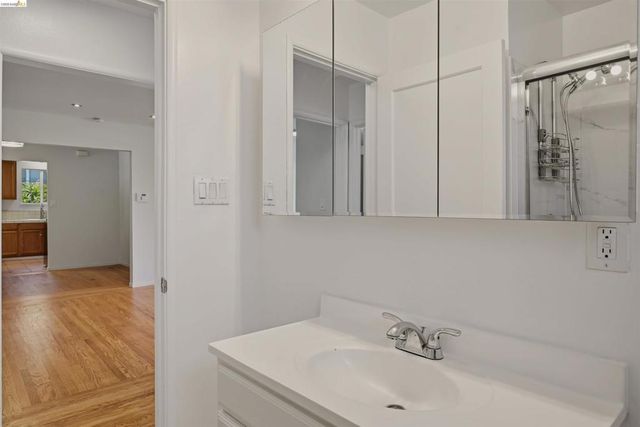 963 Devon Dr, Hayward, CA 94542