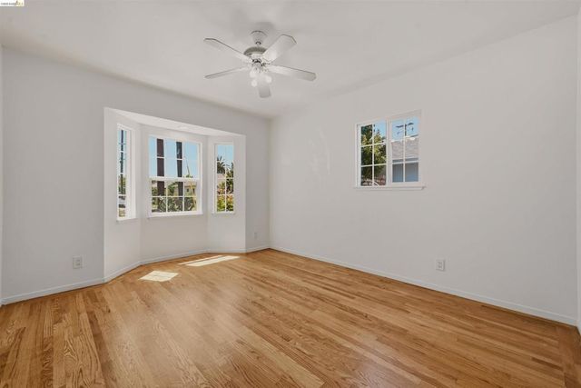 963 Devon Dr, Hayward, CA 94542