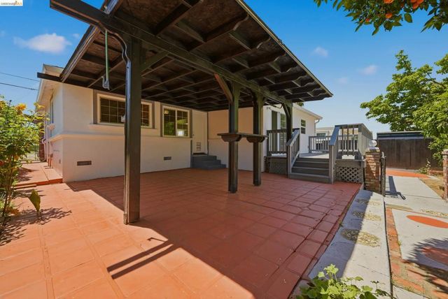 963 Devon Dr, Hayward, CA 94542