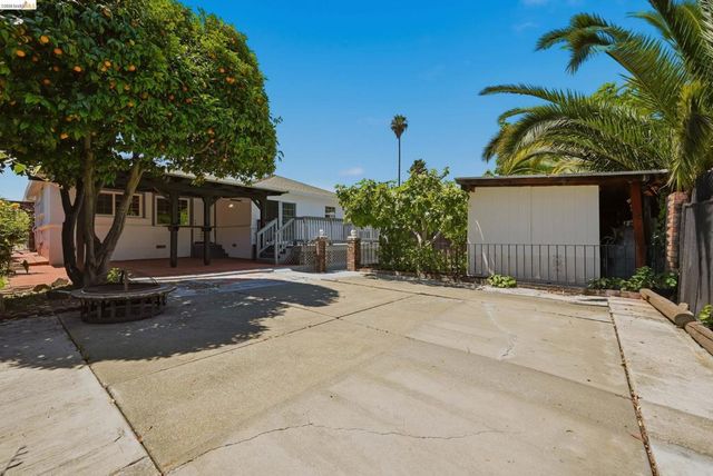 963 Devon Dr, Hayward, CA 94542