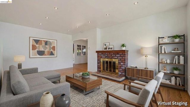 963 Devon Dr, Hayward, CA 94542