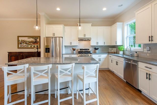 2128 Olde Georgian Ter, Atlanta, GA 30318