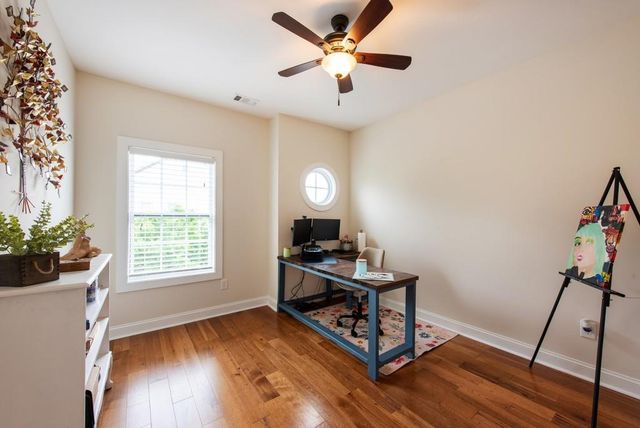 2128 Olde Georgian Ter, Atlanta, GA 30318