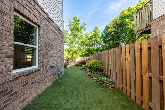 2128 Olde Georgian Ter, Atlanta, GA 30318