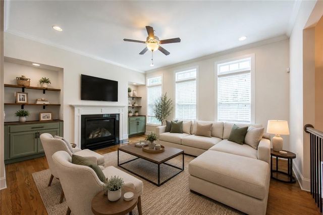 2128 Olde Georgian Ter, Atlanta, GA 30318