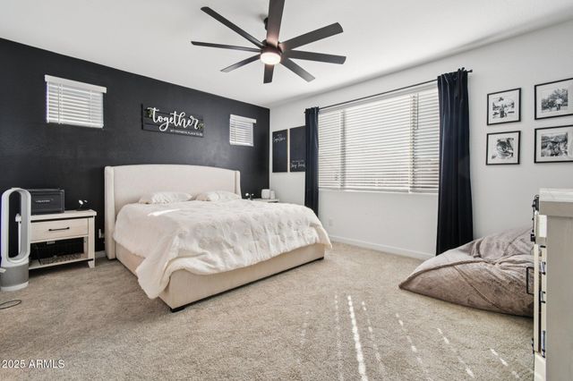 2333 E MEADOWVIEW Drive, Gilbert, AZ 85298