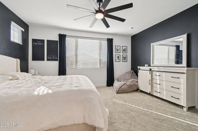 2333 E MEADOWVIEW Drive, Gilbert, AZ 85298