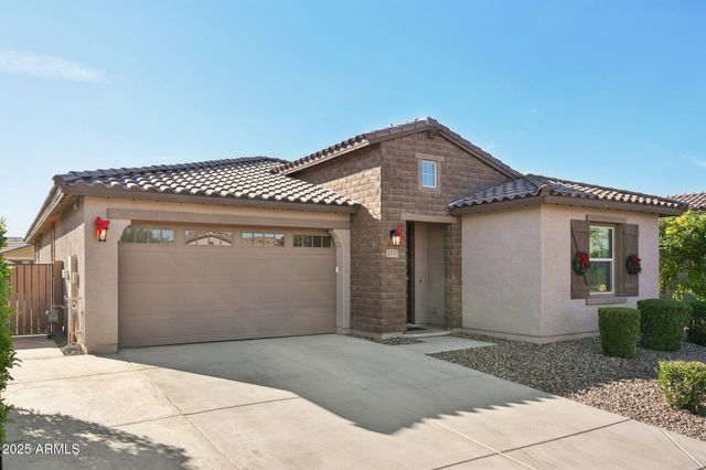2333 E MEADOWVIEW Drive, Gilbert, AZ 85298