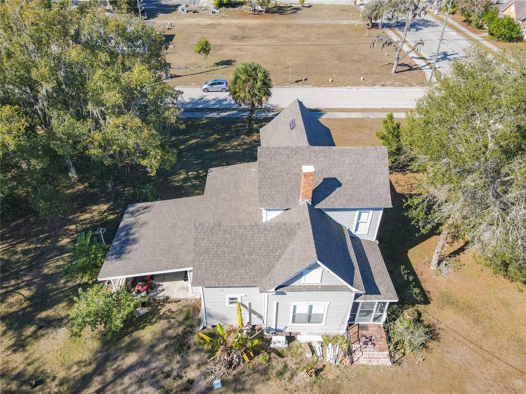 Image 46 of property listing at 304 E MAIN STREET, Bowling Green, FL 33834