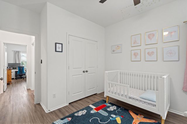 424 Wolf Springs RD, Georgetown, TX 78628