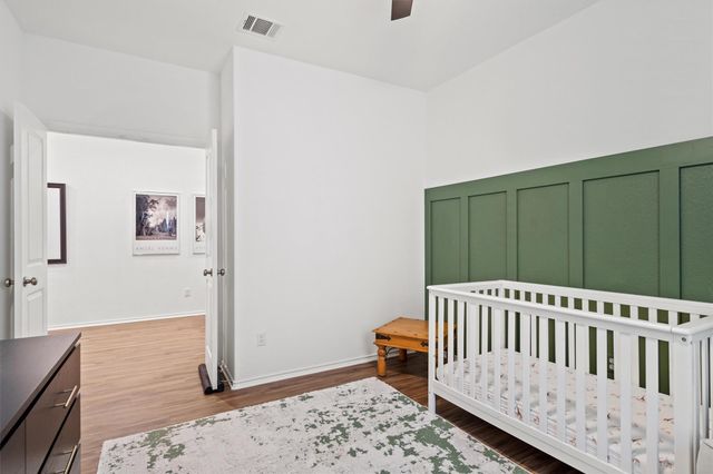 424 Wolf Springs RD, Georgetown, TX 78628