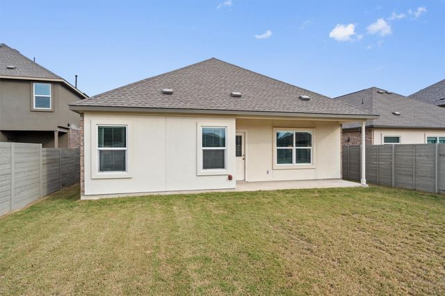 424 Wolf Springs RD, Georgetown, TX 78628