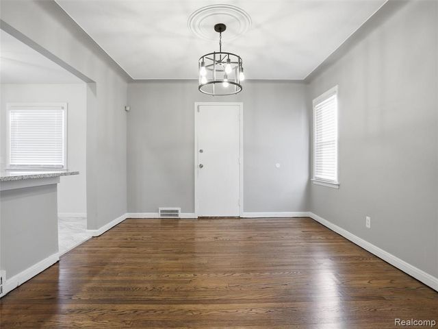 18684 Murray Hill Street, Detroit, MI 48235