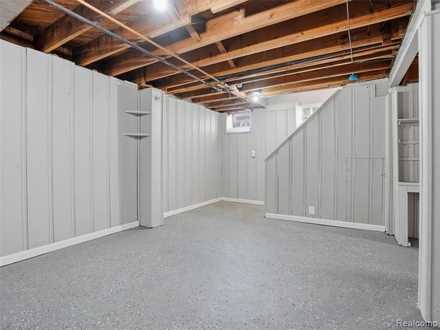 18684 Murray Hill Street, Detroit, MI 48235