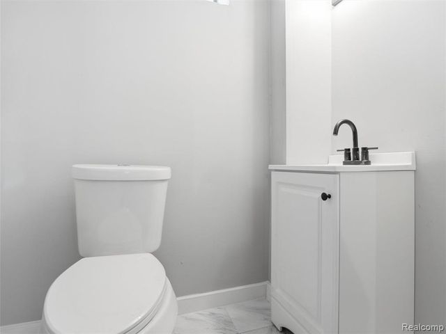 18684 Murray Hill Street, Detroit, MI 48235