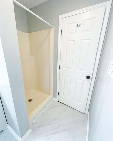 136-140 Meadows Circle, Crown Point, IN 46307