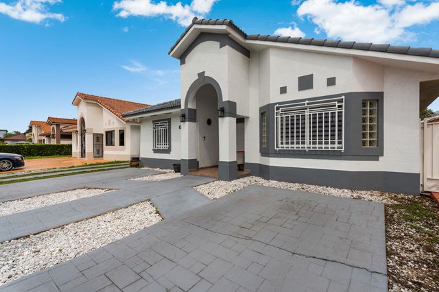 8771 NW 141st Terrace, Miami Lakes, FL 33018