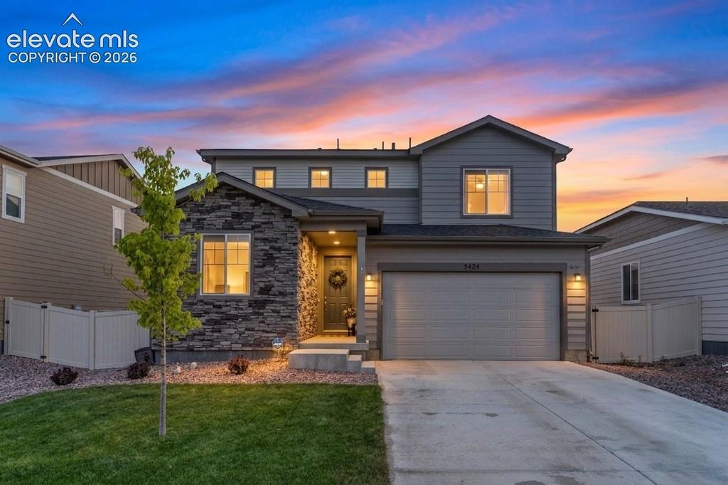5424 Sunday Gulch Drive, Colorado Springs, CO 80925 — exterior