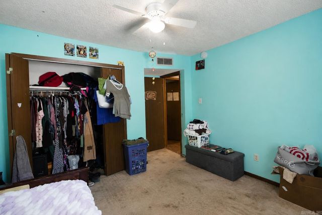 6622 Garvin Dr, Benton, AR 72019