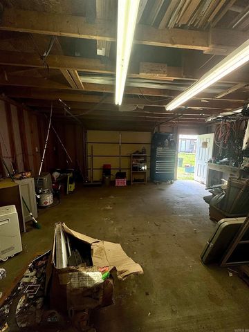 6622 Garvin Dr, Benton, AR 72019
