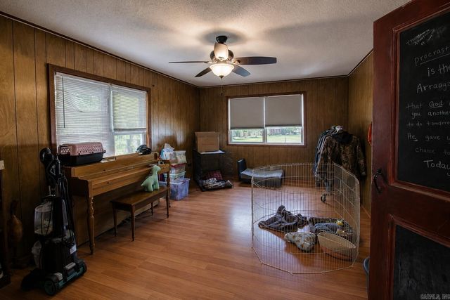 6622 Garvin Dr, Benton, AR 72019