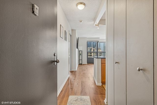30 E Huron Street 2508, Chicago, IL 60611