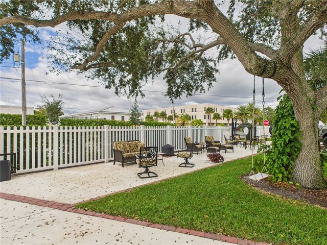 859 20th Street, Vero Beach, FL 32960