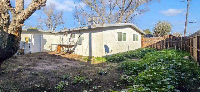 206 W 20th St, Tracy, CA 95376