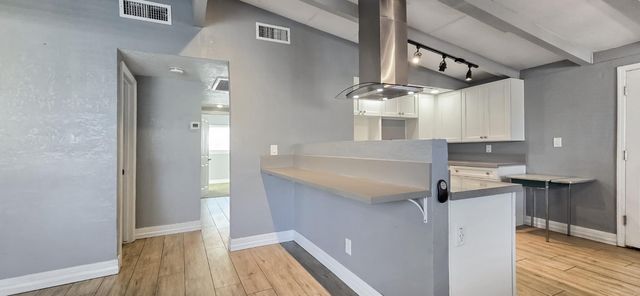 206 W 20th St, Tracy, CA 95376