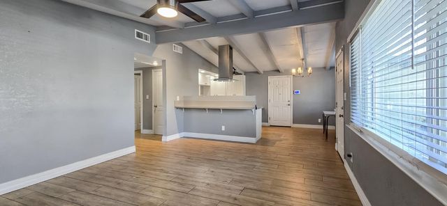 206 W 20th St, Tracy, CA 95376