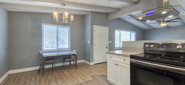 206 W 20th St, Tracy, CA 95376