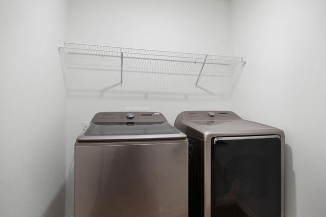 135 Travis Street, Hollister, MO 65672