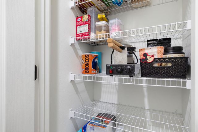 135 Travis Street, Hollister, MO 65672