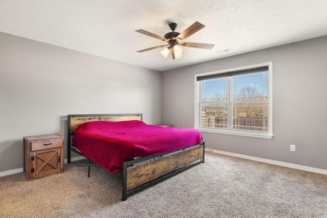 135 Travis Street, Hollister, MO 65672