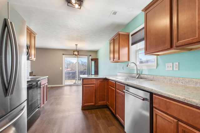 135 Travis Street, Hollister, MO 65672