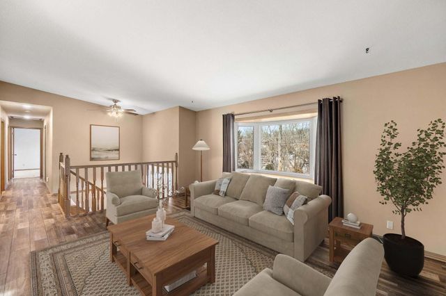 402 25th Street SW, Rochester, MN 55902