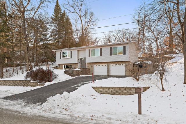 402 25th Street SW, Rochester, MN 55902