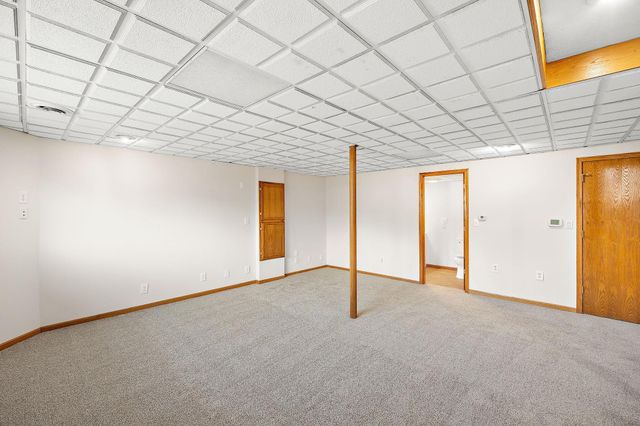 402 25th Street SW, Rochester, MN 55902